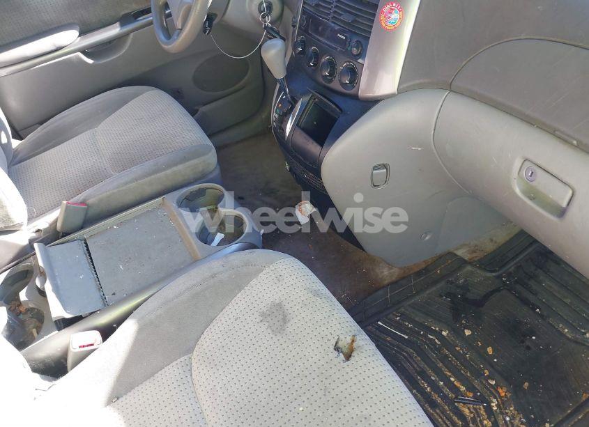 Photo 5 of 2008 Toyota Sienna LE (VIN 5TDZK23C18S180990)