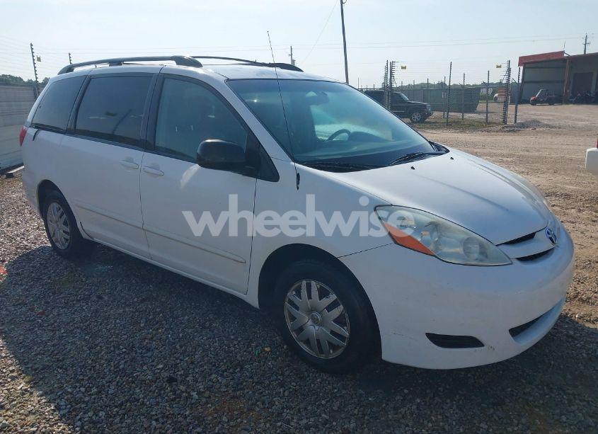 2008 Toyota Sienna LE (VIN 5TDZK23C18S197336) main photo