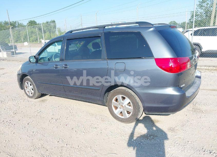 Photo 3 of 2008 Toyota Sienna LE (VIN 5TDZK23C18S198681)