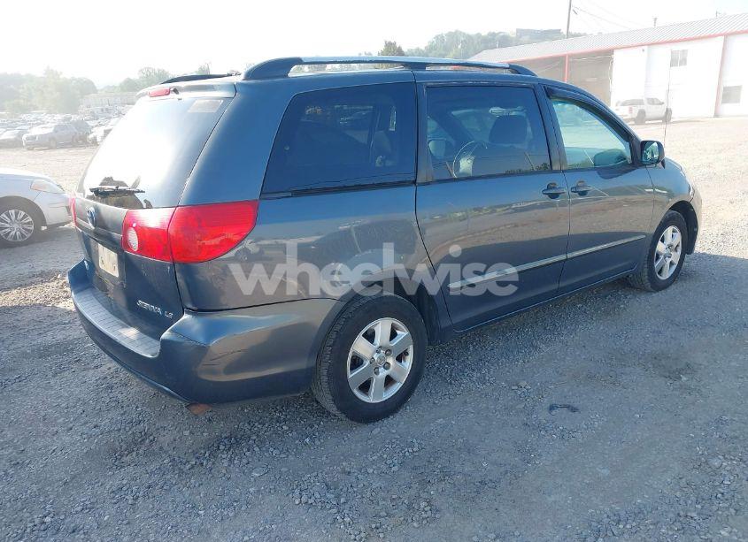Photo 4 of 2008 Toyota Sienna LE (VIN 5TDZK23C18S198681)