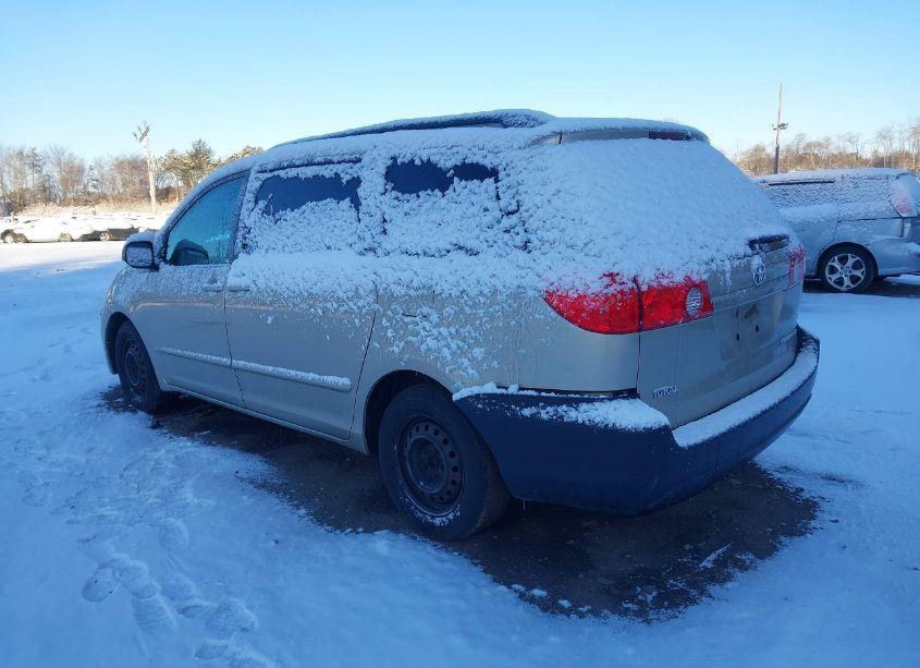 Photo 3 of 2008 Toyota Sienna LE (VIN 5TDZK23C18S201191)