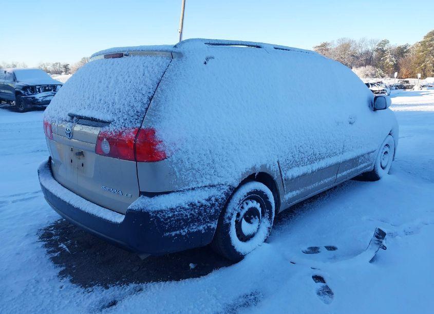 Photo 4 of 2008 Toyota Sienna LE (VIN 5TDZK23C18S201191)