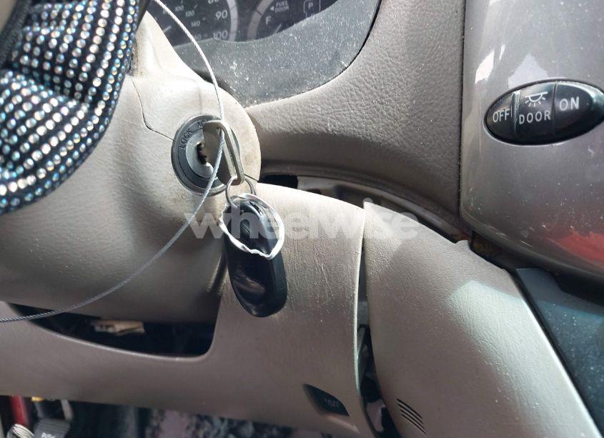 Photo 11 of 2008 Toyota Sienna CE (VIN 5TDZK23C18S207881)