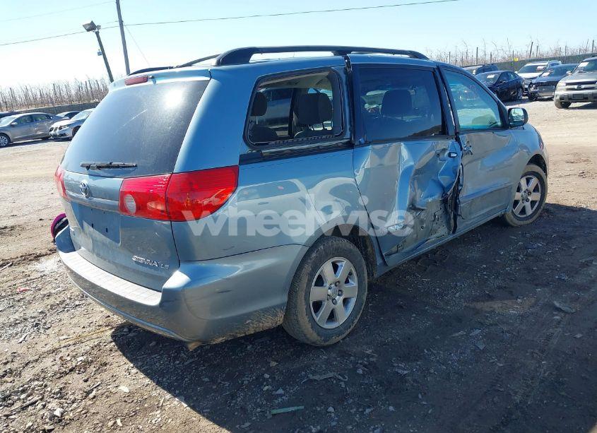 Photo 4 of 2008 Toyota Sienna LE (VIN 5TDZK23C18S222235)