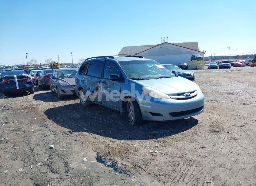 Photo 6 of 2008 Toyota Sienna LE (VIN 5TDZK23C18S222235)