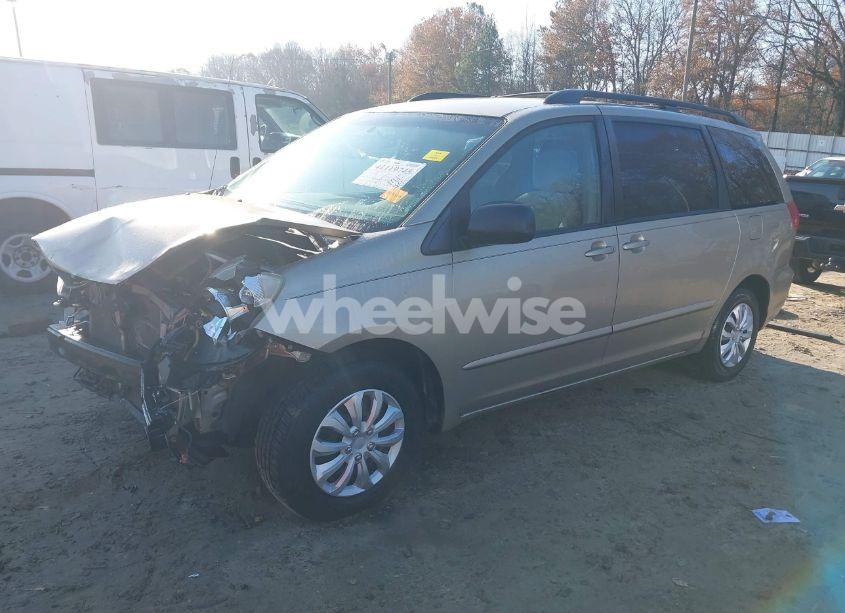 Photo 2 of 2009 Toyota Sienna CE (VIN 5TDZK23C19S236461)