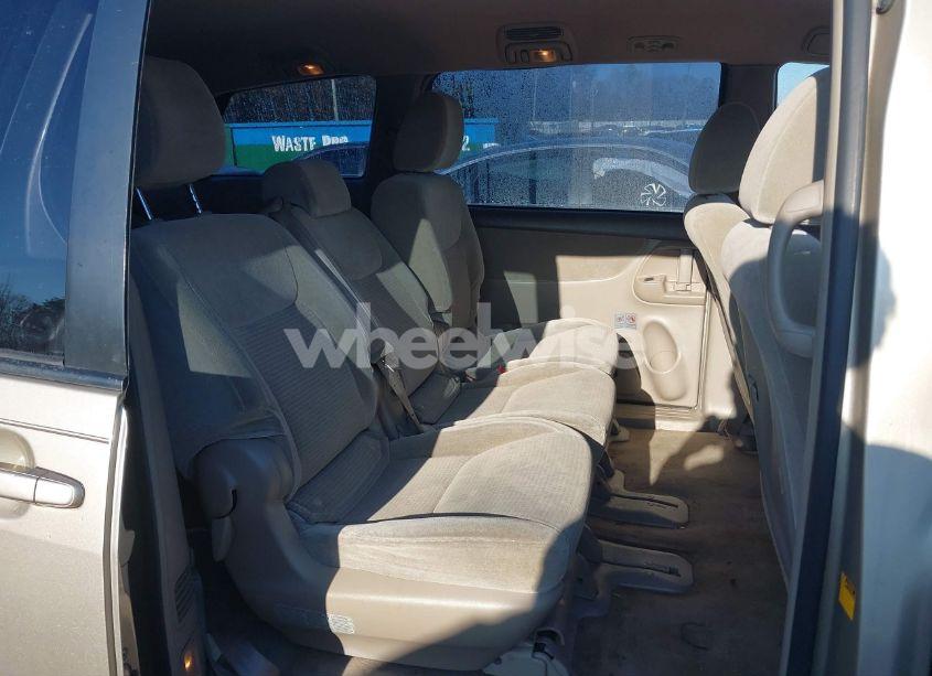 Photo 8 of 2009 Toyota Sienna CE (VIN 5TDZK23C19S236461)