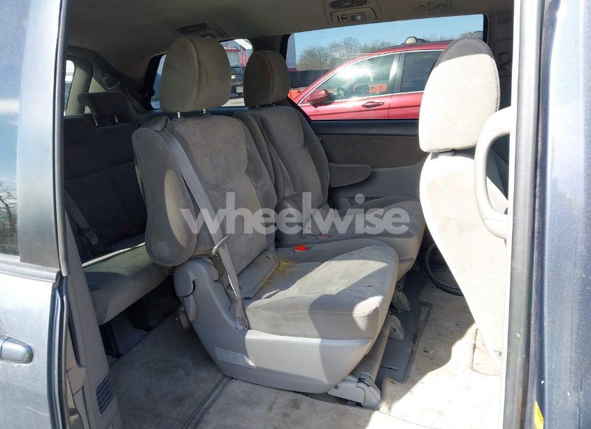 Photo 8 of 2009 Toyota Sienna LE (VIN 5TDZK23C19S264518)