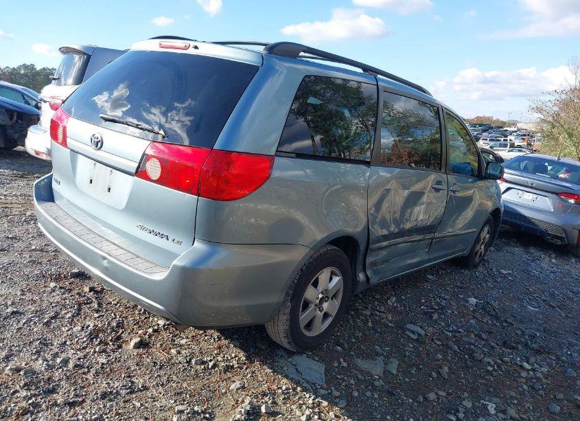 Photo 4 of 2009 Toyota Sienna LE (VIN 5TDZK23C19S285093)