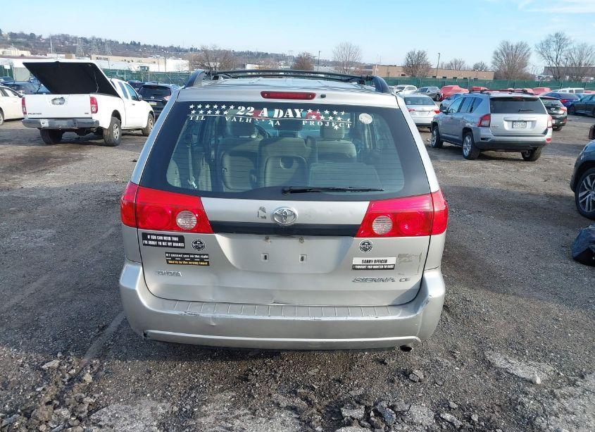 Photo 16 of 2007 Toyota Sienna CE (VIN 5TDZK23C27S051459)