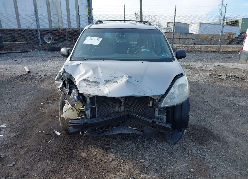 Photo 6 of 2007 Toyota Sienna CE (VIN 5TDZK23C27S051459)