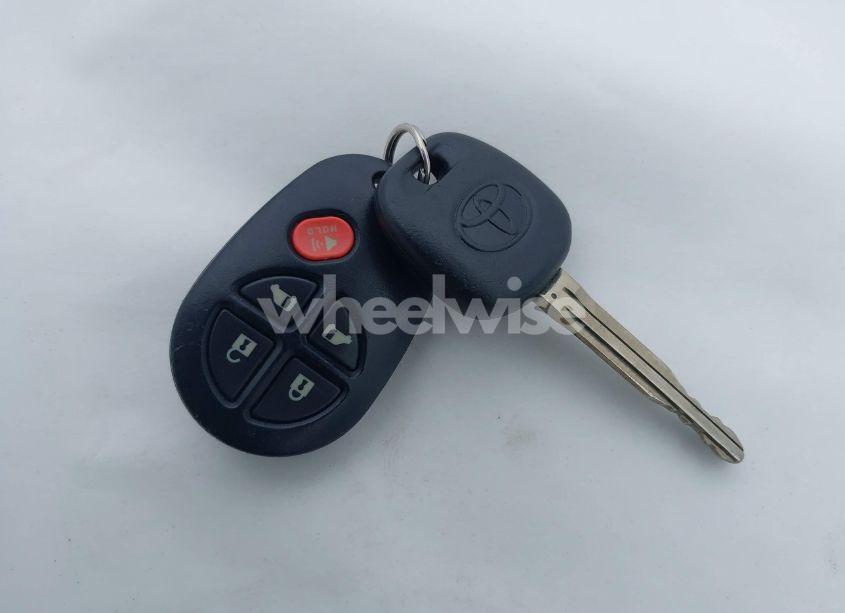 Photo 11 of 2007 Toyota Sienna LE (VIN 5TDZK23C27S084185)