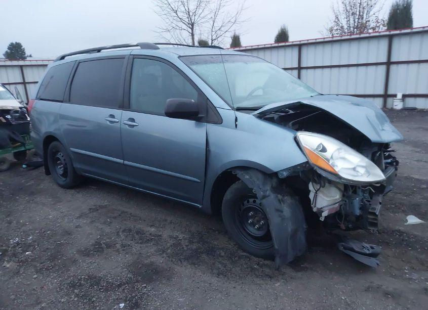 2008 Toyota Sienna LE (VIN 5TDZK23C28S117719) main photo