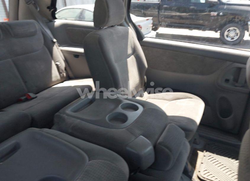 Photo 8 of 2008 Toyota Sienna LE (VIN 5TDZK23C28S122273)