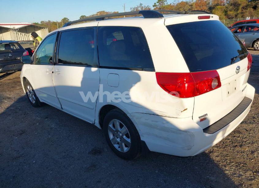 Photo 3 of 2008 Toyota Sienna LE (VIN 5TDZK23C28S135752)