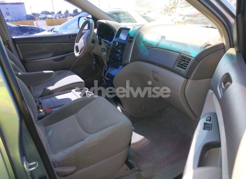 Photo 5 of 2008 Toyota Sienna CE/LE (VIN 5TDZK23C28S152857)