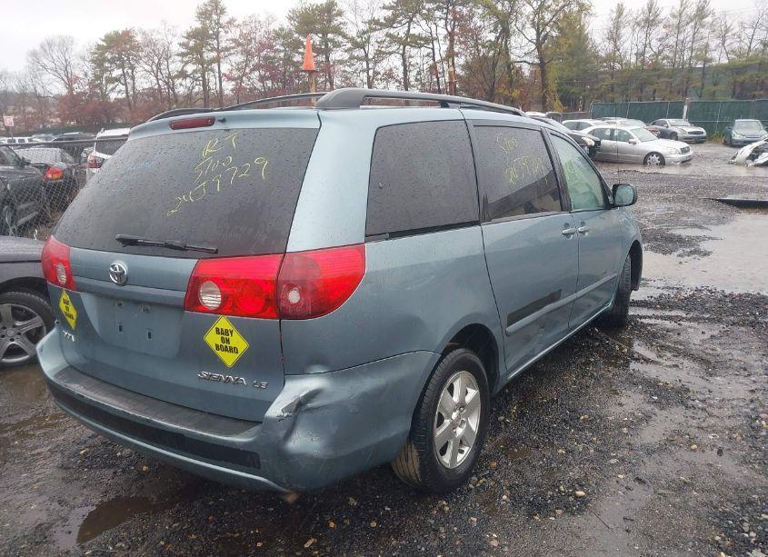 Photo 4 of 2008 Toyota Sienna LE (VIN 5TDZK23C28S156603)