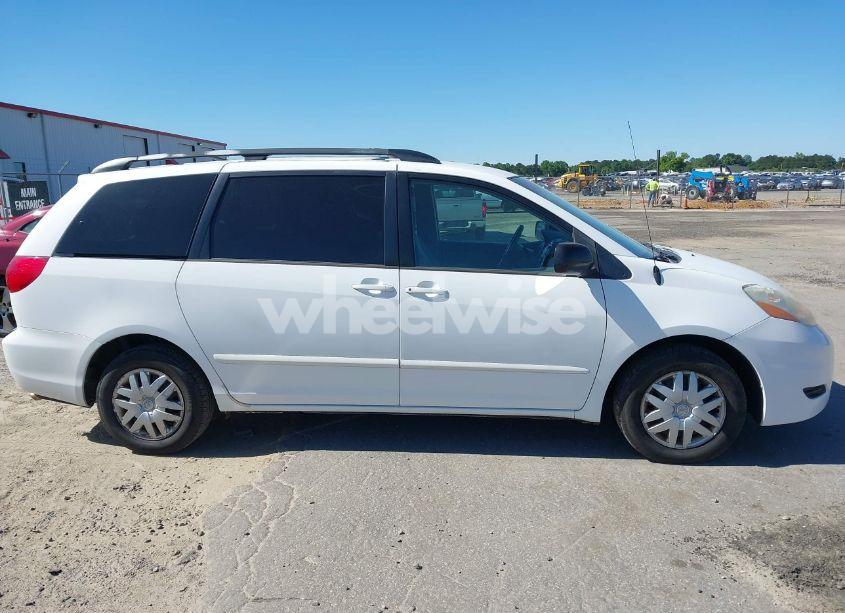 Photo 13 of 2008 Toyota Sienna CE/LE (VIN 5TDZK23C28S161171)