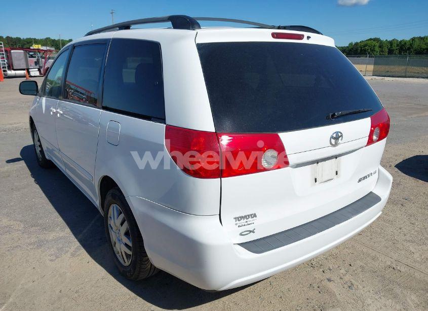 Photo 3 of 2008 Toyota Sienna CE/LE (VIN 5TDZK23C28S161171)