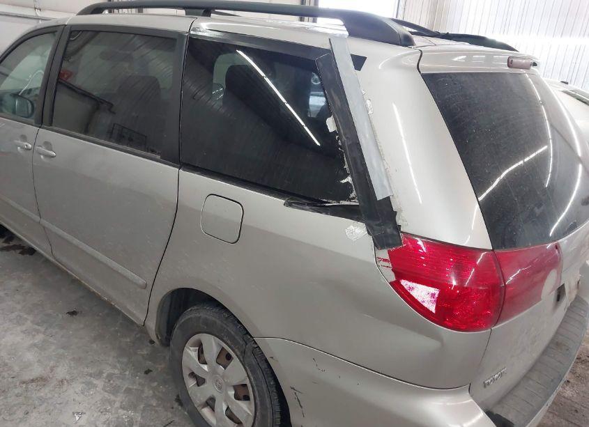 Photo 12 of 2008 Toyota Sienna LE (VIN 5TDZK23C28S170534)