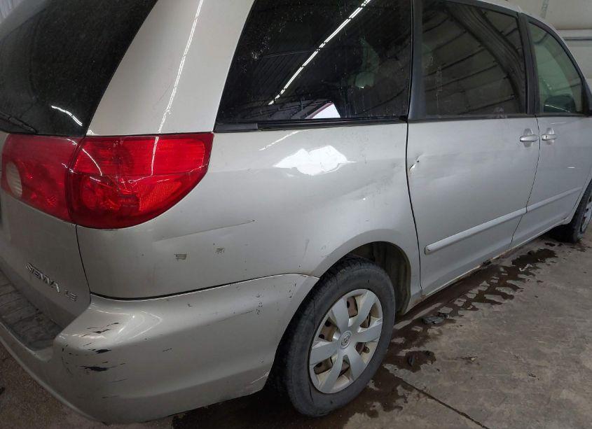 Photo 6 of 2008 Toyota Sienna LE (VIN 5TDZK23C28S170534)