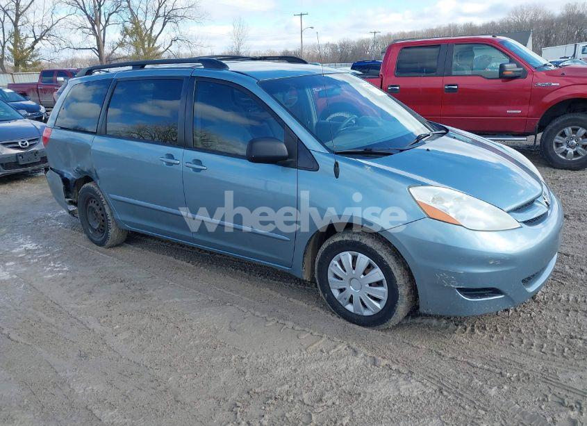 2009 Toyota Sienna CE (VIN 5TDZK23C29S229762) main photo