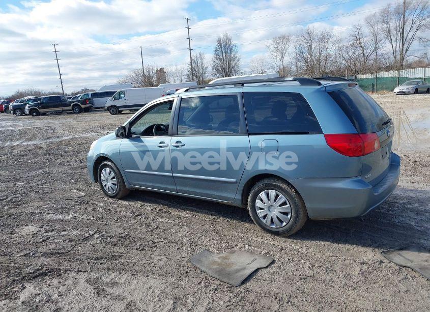 Photo 14 of 2009 Toyota Sienna CE (VIN 5TDZK23C29S229762)