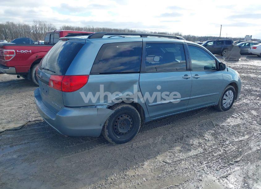 Photo 4 of 2009 Toyota Sienna CE (VIN 5TDZK23C29S229762)