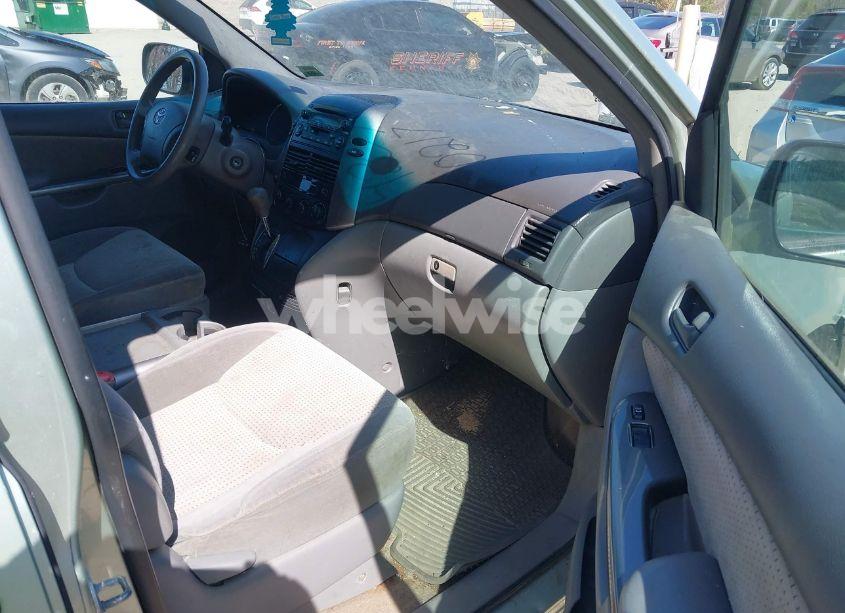 Photo 5 of 2009 Toyota Sienna LE (VIN 5TDZK23C29S233245)