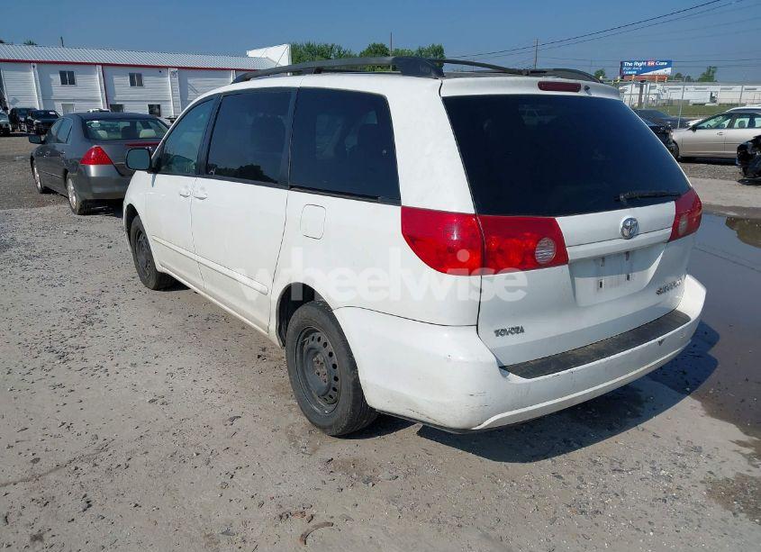 Photo 3 of 2009 Toyota Sienna LE (VIN 5TDZK23C29S256654)