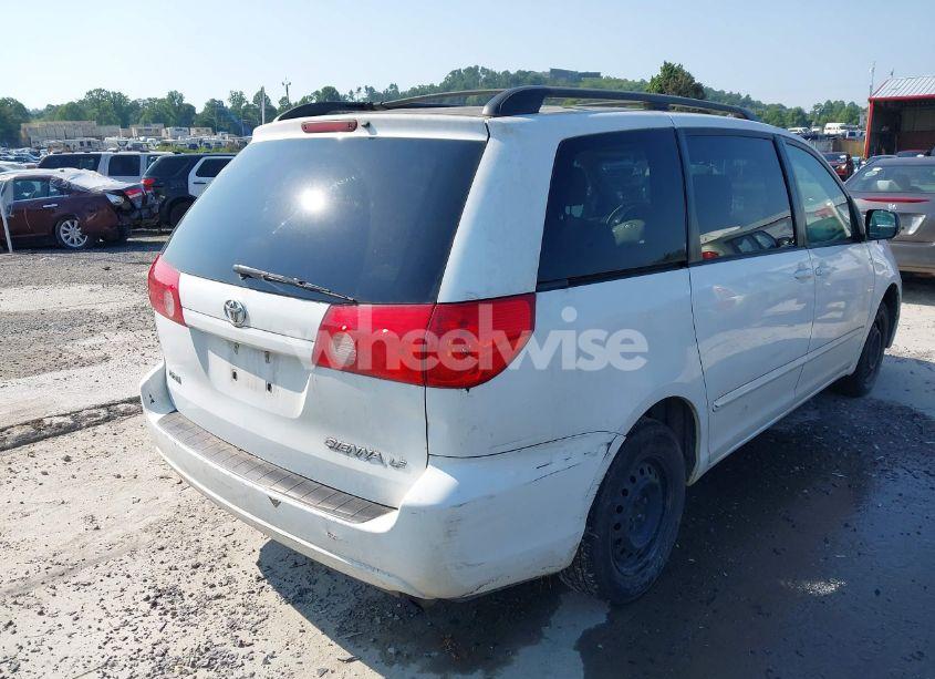 Photo 4 of 2009 Toyota Sienna LE (VIN 5TDZK23C29S256654)