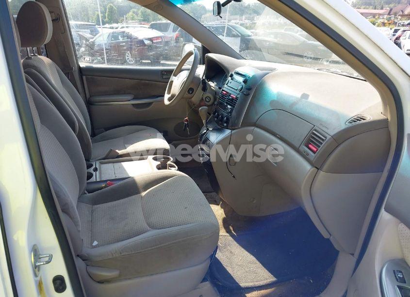 Photo 5 of 2009 Toyota Sienna LE (VIN 5TDZK23C29S256654)