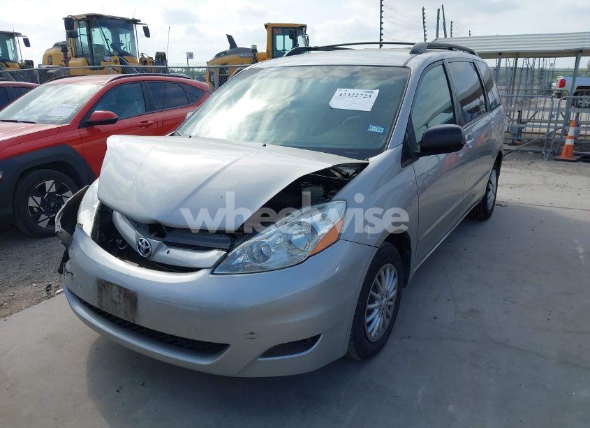 Photo 2 of 2009 Toyota Sienna LE (VIN 5TDZK23C29S257819)