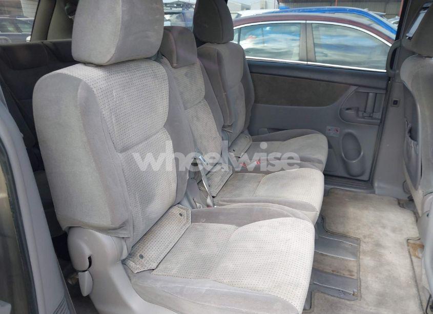 Photo 8 of 2009 Toyota Sienna LE (VIN 5TDZK23C29S257819)