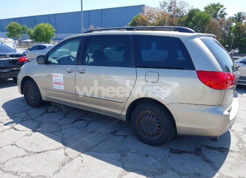 Photo 3 of 2009 Toyota Sienna CE (VIN 5TDZK23C29S262938)