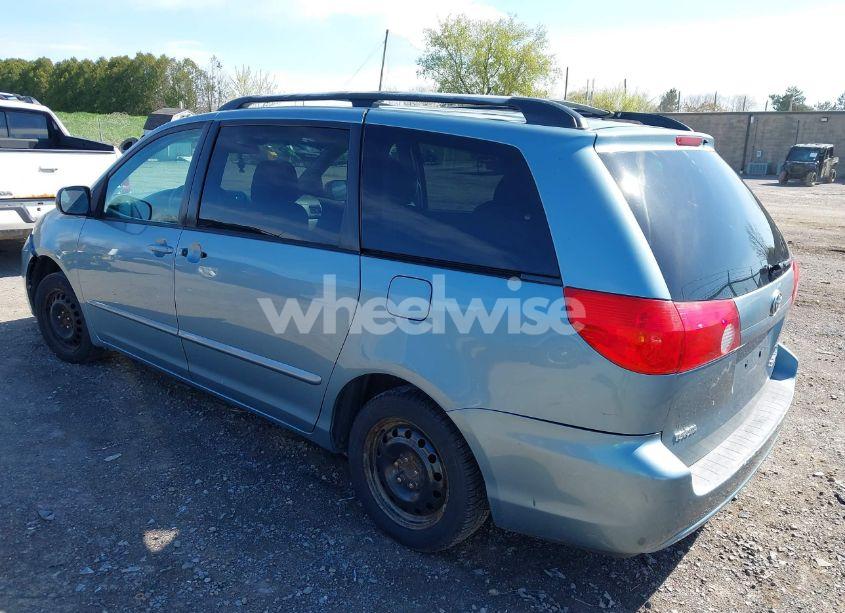 Photo 3 of 2009 Toyota Sienna LE (VIN 5TDZK23C29S275687)