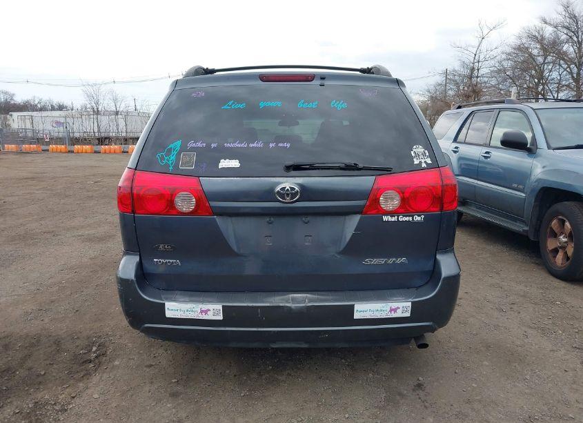 Photo 16 of 2007 Toyota Sienna LE (VIN 5TDZK23C37S010256)