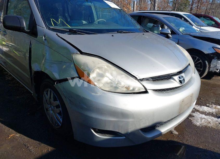 Photo 6 of 2007 Toyota Sienna LE (VIN 5TDZK23C37S018583)