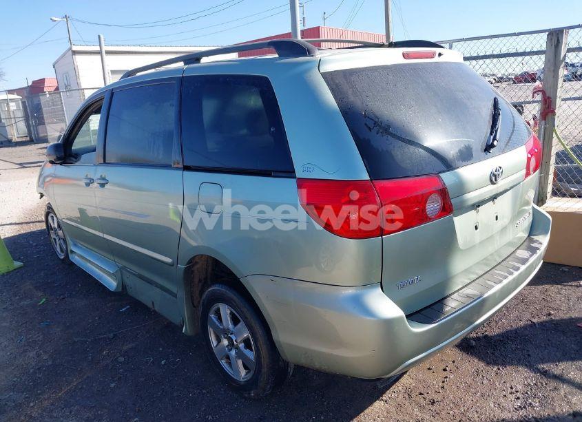 Photo 3 of 2008 Toyota Sienna LE (VIN 5TDZK23C38S111363)