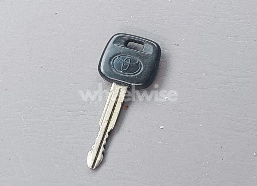 Photo 11 of 2008 Toyota Sienna CE (VIN 5TDZK23C38S116420)