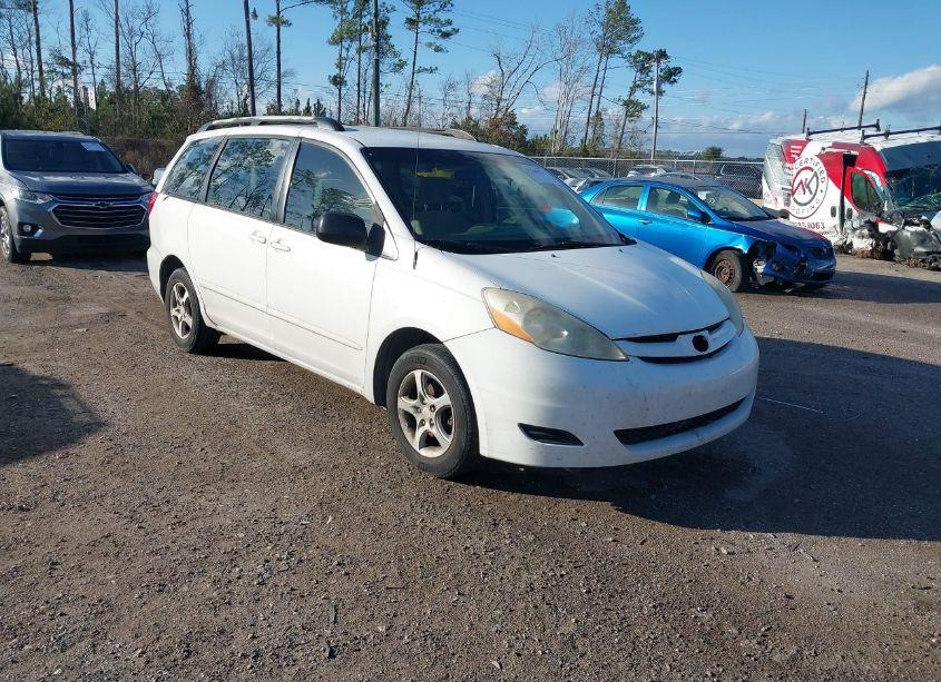 2008 Toyota Sienna CE (VIN 5TDZK23C38S127689) main photo