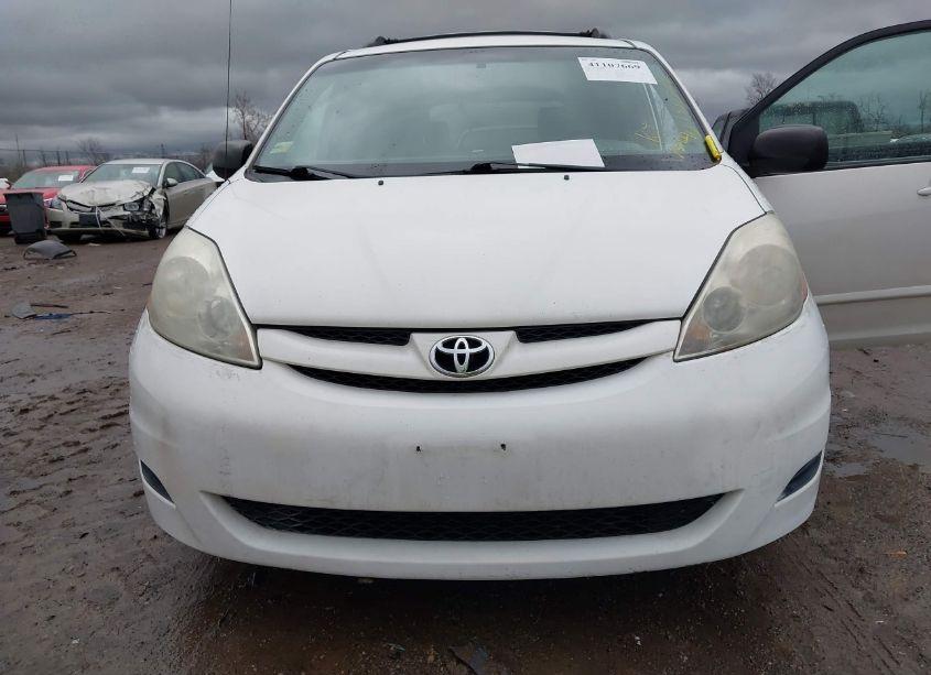 Photo 6 of 2008 Toyota Sienna LE (VIN 5TDZK23C38S169554)