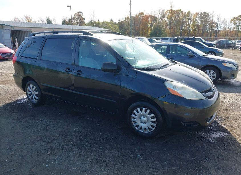 2008 Toyota Sienna LE (VIN 5TDZK23C38S207655) main photo