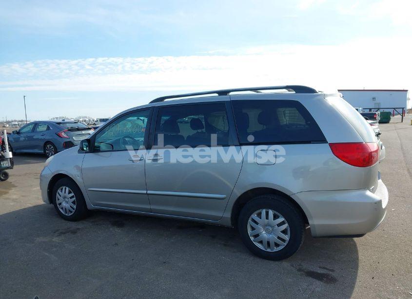 Photo 14 of 2008 Toyota Sienna LE (VIN 5TDZK23C38S210264)