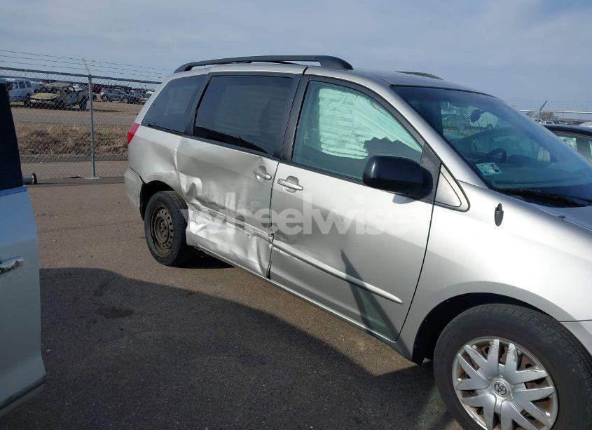 Photo 6 of 2008 Toyota Sienna LE (VIN 5TDZK23C38S210264)