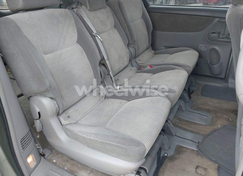 Photo 8 of 2009 Toyota Sienna LE (VIN 5TDZK23C39S244254)