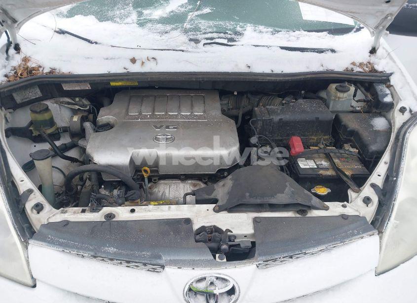 Photo 10 of 2009 Toyota Sienna CE (VIN 5TDZK23C39S250569)