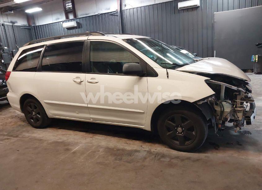 Photo 14 of 2009 Toyota Sienna LE (VIN 5TDZK23C39S251205)