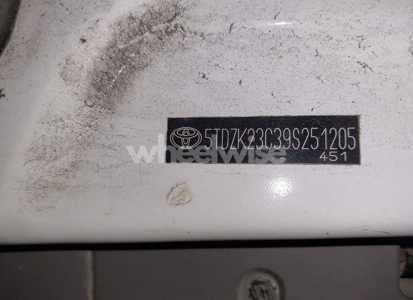 Photo 18 of 2009 Toyota Sienna LE (VIN 5TDZK23C39S251205)