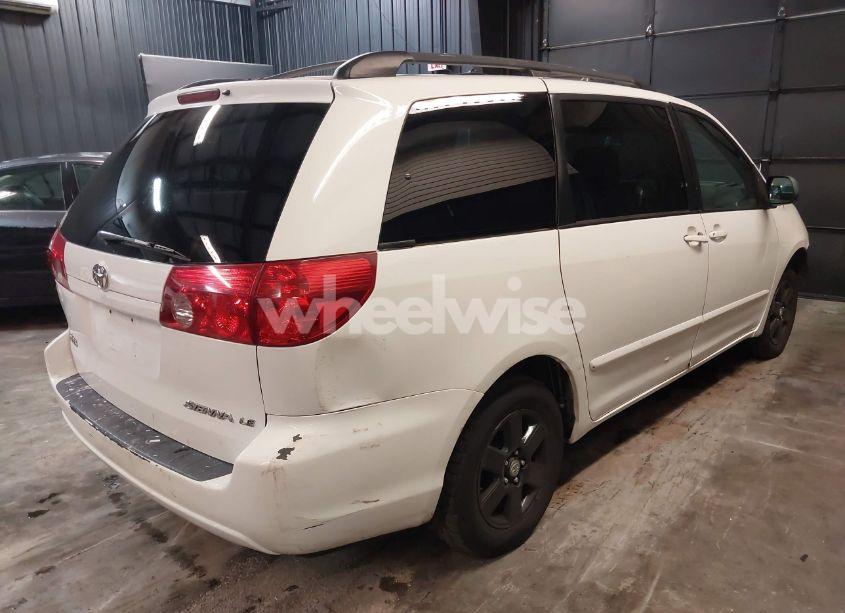 Photo 4 of 2009 Toyota Sienna LE (VIN 5TDZK23C39S251205)